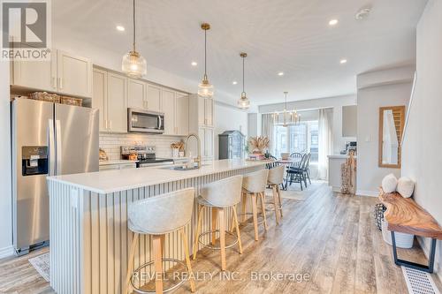 7 - 187 Wilson Street W, Hamilton, ON - Indoor Photo Showing Kitchen With Upgraded Kitchen