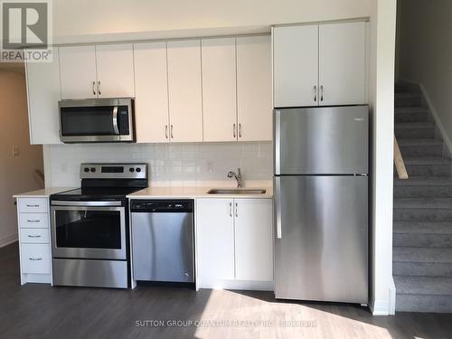 40 - 650 Atwater Avenue, Mississauga, ON - Indoor Photo Showing Kitchen