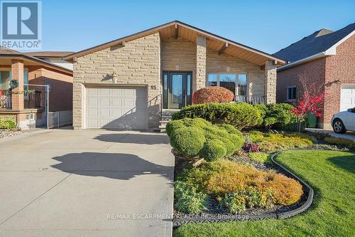 15 Presidio Drive, Hamilton, ON - Outdoor