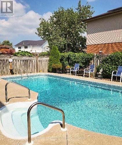 15 Presidio Drive, Hamilton, ON - Outdoor With In Ground Pool With Backyard