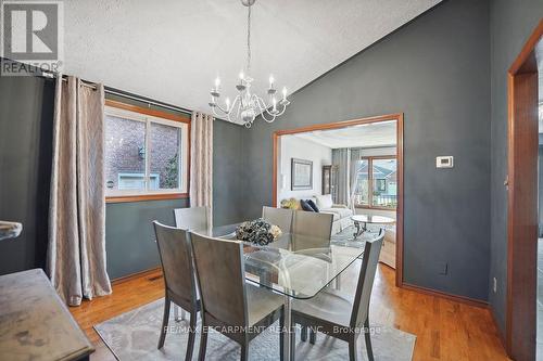 15 Presidio Drive, Hamilton, ON - Indoor Photo Showing Dining Room