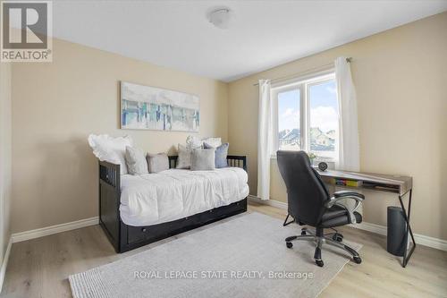 9 Tolton Drive, Guelph, ON - Indoor Photo Showing Bedroom