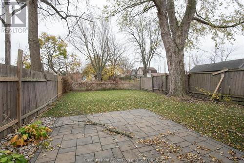 196 Harvey Street, Chatham, ON - Outdoor With Backyard