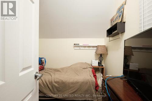 593 Harvey Street, Peterborough (Downtown), ON - Indoor Photo Showing Bedroom