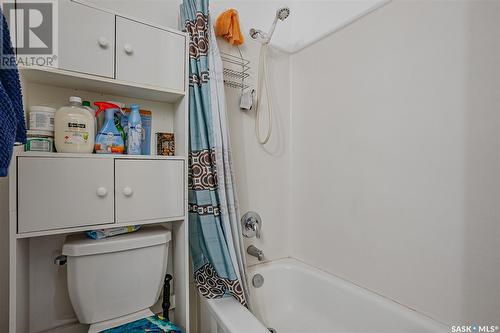 202B 213 Main Street, Martensville, SK - Indoor Photo Showing Bathroom