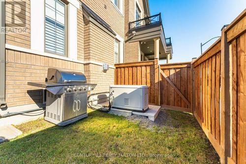 2 Capstan Court, Whitby, ON - Outdoor With Exterior