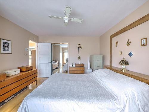 Chambre Ã  coucher principale - 622 Rue Chapleau, Saint-Jérôme, QC - Indoor Photo Showing Bedroom