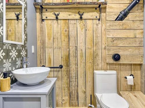 Powder room - 120 Ch. Des Pruniers, Nominingue, QC - Indoor Photo Showing Bathroom