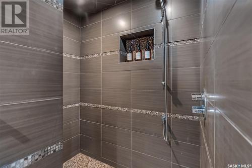 1027 Pezer Crescent, Saskatoon, SK - Indoor Photo Showing Bathroom