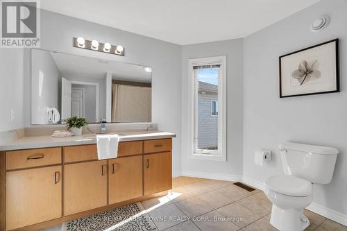 12 Zecca Drive, Guelph, ON - Indoor Photo Showing Bathroom