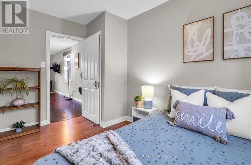 33 Sunnidale Boulevard, Georgina, ON - Indoor Photo Showing Bedroom