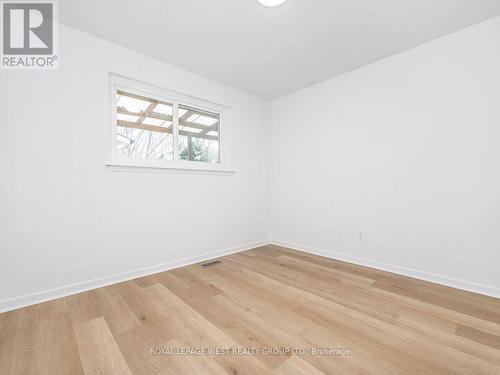 33 Syracuse Crescent, Toronto, ON - Indoor Photo Showing Other Room