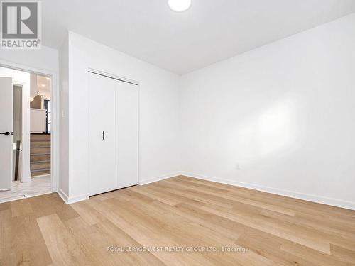 33 Syracuse Crescent, Toronto, ON - Indoor Photo Showing Other Room