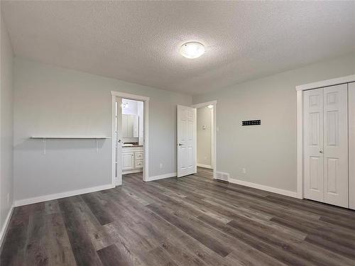 1003 Patricia Avenue, Brandon, MB - Indoor Photo Showing Other Room