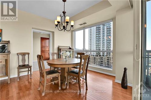 1002 - 38 Metropole, Ottawa, ON - Indoor Photo Showing Dining Room