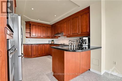 1002 - 38 Metropole, Ottawa, ON - Indoor Photo Showing Kitchen