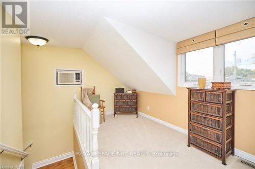 13 Graham Avenue, St. Catharines (438 - Port Dalhousie), ON - Indoor Photo Showing Other Room