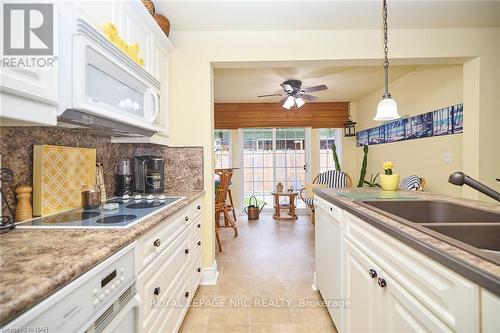 13 Graham Avenue, St. Catharines (438 - Port Dalhousie), ON - Indoor Photo Showing Kitchen