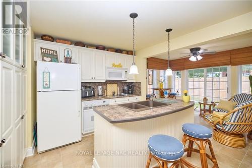 13 Graham Avenue, St. Catharines (438 - Port Dalhousie), ON - Indoor Photo Showing Kitchen With Double Sink