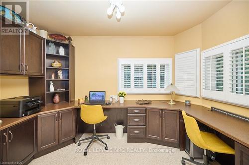 13 Graham Avenue, St. Catharines (438 - Port Dalhousie), ON - Indoor Photo Showing Office