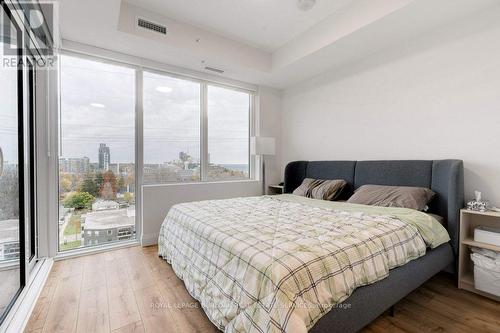 1103 - 500 Brock Avenue, Burlington, ON - Indoor Photo Showing Bedroom