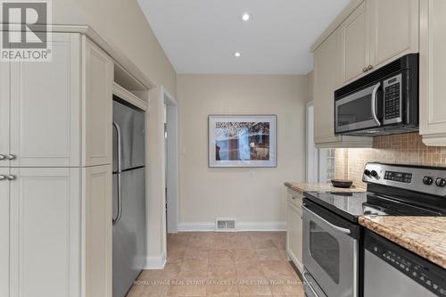 3 Burnham Road, Toronto, ON - Indoor Photo Showing Kitchen