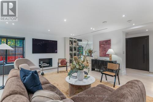 37 Kimbark Boulevard, Toronto, ON - Indoor Photo Showing Living Room With Fireplace