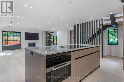 37 Kimbark Boulevard, Toronto, ON - Indoor Photo Showing Kitchen