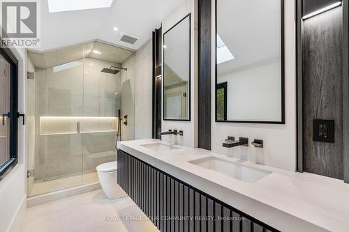 37 Kimbark Boulevard, Toronto, ON - Indoor Photo Showing Bathroom