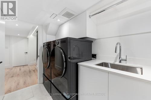 37 Kimbark Boulevard, Toronto, ON - Indoor Photo Showing Laundry Room