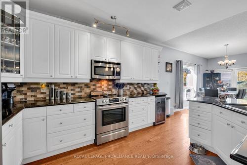 49 Spicer Street, Port Hope, ON - Indoor Photo Showing Kitchen With Upgraded Kitchen