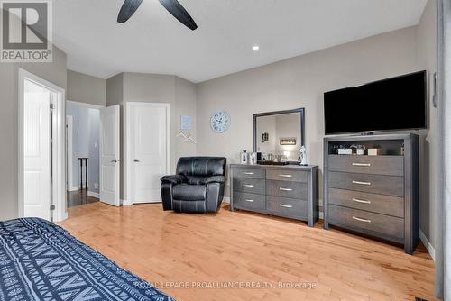 49 Spicer Street, Port Hope, ON - Indoor Photo Showing Bedroom