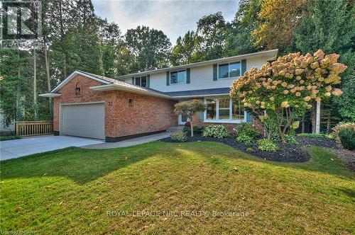 33 Berkwood Place, Pelham, ON - Outdoor With Facade