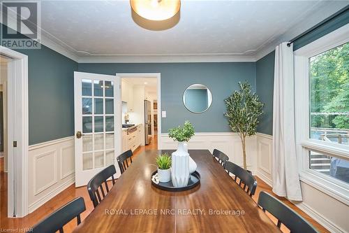 33 Berkwood Place, Pelham, ON - Indoor Photo Showing Dining Room