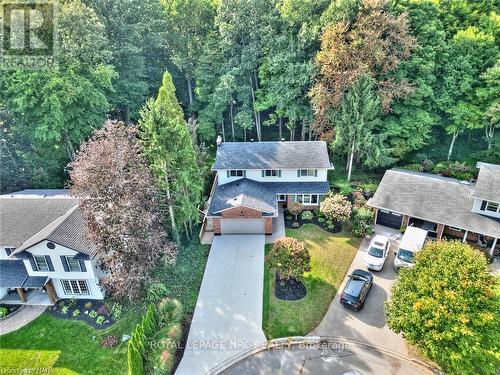 33 Berkwood Place, Pelham, ON - Outdoor