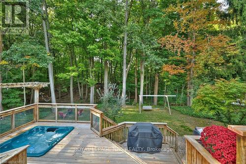 33 Berkwood Place, Pelham, ON - Outdoor