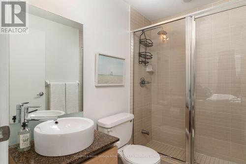 702 - 205 Frederick Street, Toronto, ON - Indoor Photo Showing Bathroom