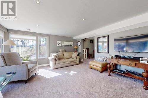 5489 10Th Line, Erin, ON - Indoor Photo Showing Living Room