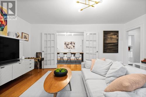 Second - 330 St Clair Avenue E, Toronto, ON - Indoor Photo Showing Living Room