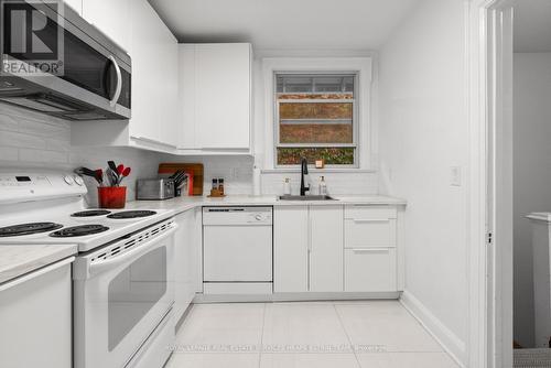 Second - 330 St Clair Avenue E, Toronto, ON - Indoor Photo Showing Kitchen