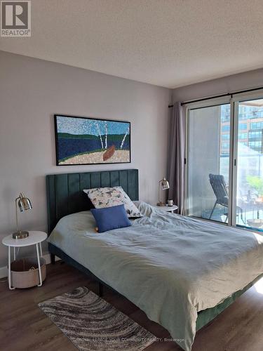 809 - 77 Harbour Square W, Toronto, ON - Indoor Photo Showing Bedroom