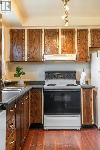 52 A Cascade Boulevard, Belleville, ON - Indoor Photo Showing Kitchen With Double Sink