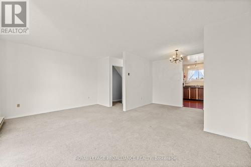 52 A Cascade Boulevard, Belleville, ON - Indoor Photo Showing Other Room