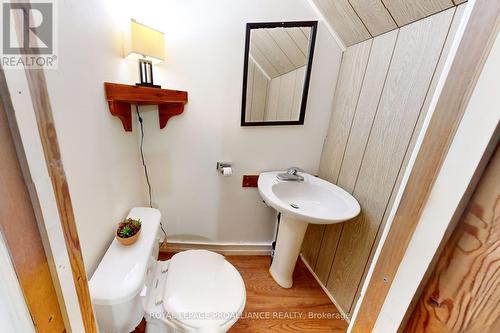 52 A Cascade Boulevard, Belleville, ON - Indoor Photo Showing Bathroom