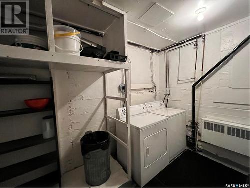 267 7Th Avenue Nw, Swift Current, SK - Indoor Photo Showing Laundry Room