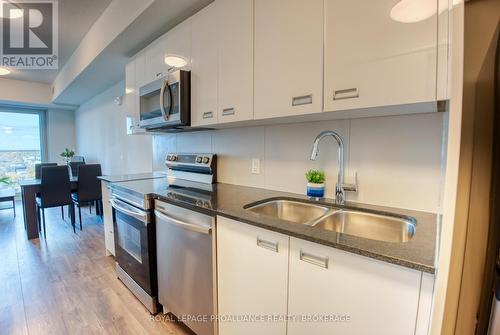 1015 - 652 Princess Street N, Kingston (Central City East), ON - Indoor Photo Showing Kitchen With Double Sink