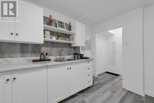 65 John Street, Quinte West, ON - Indoor Photo Showing Kitchen