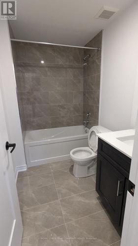 Third - 9 Biscayne Boulevard, Georgina, ON - Indoor Photo Showing Bathroom