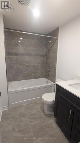 M - 9A Biscayne Boulevard, Georgina, ON - Indoor Photo Showing Bathroom