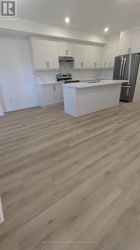 M - 9A Biscayne Boulevard, Georgina, ON - Indoor Photo Showing Kitchen